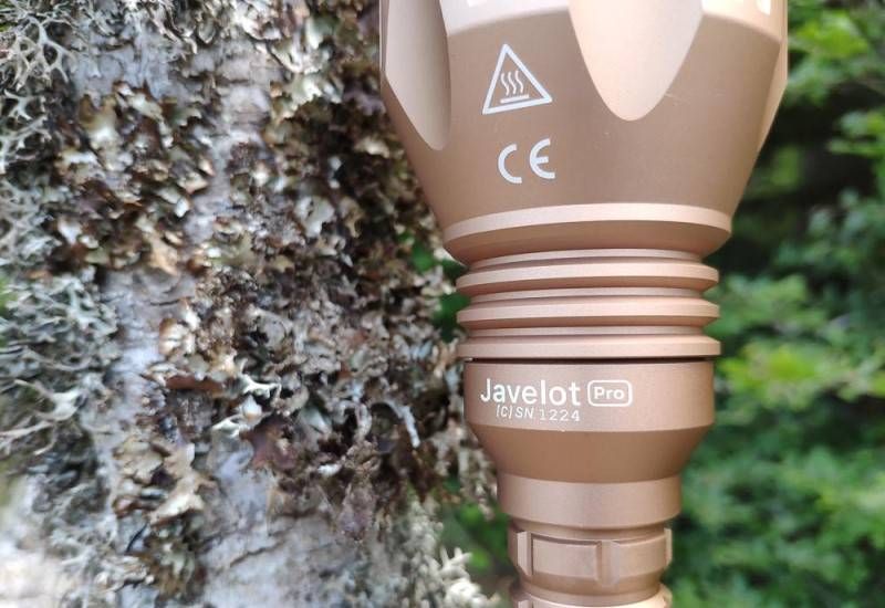 Olight Javelit Pro